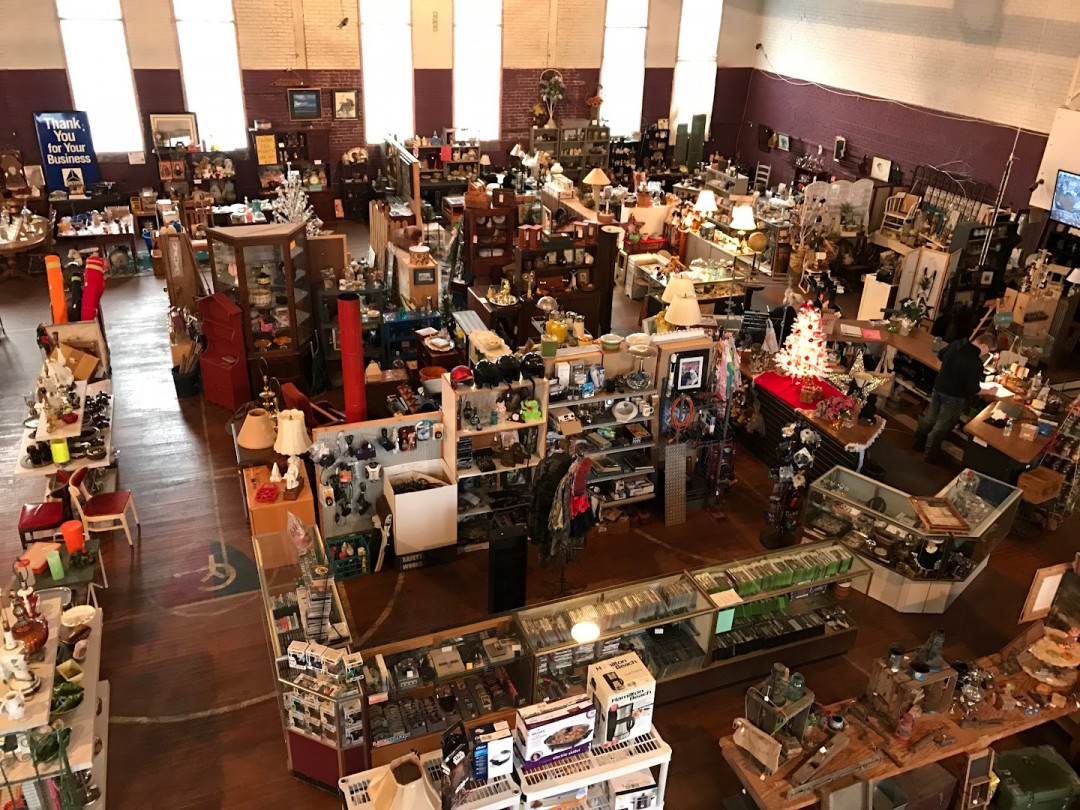 Huckster's Hall Flea Market - Salem | Updated Hours, Contacts & Photos