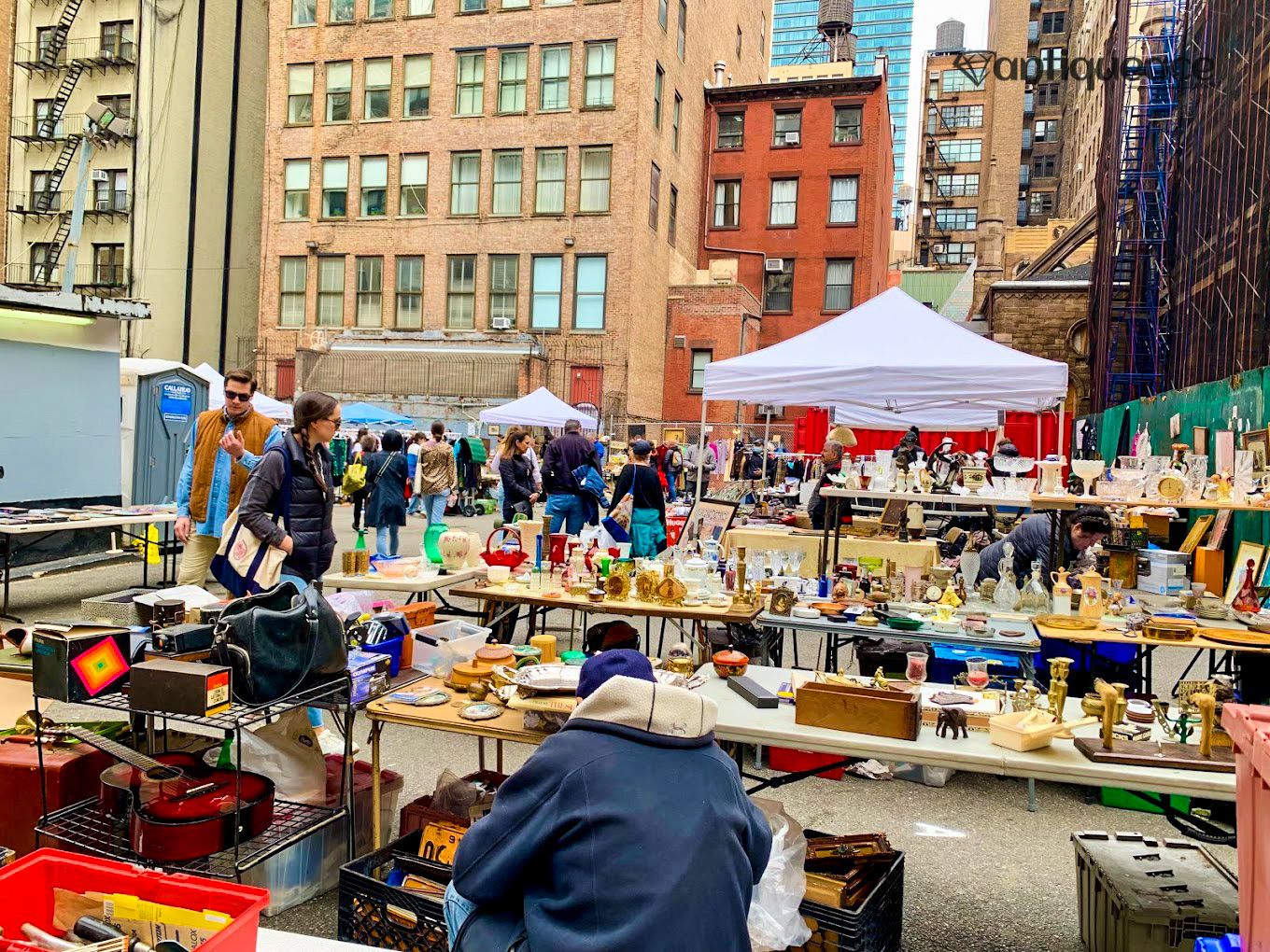 Chelsea Flea Market - New York | Updated Hours, Contacts & Photos