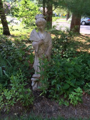 Cindy Bateman Antiques and Decoration - Severna-Park, Maryland 21146