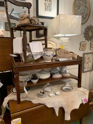 Antiques At the Loop - Mobile, Alabama 36606
